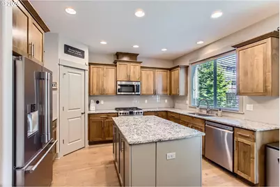 8326 SW Oak St, Portland, OR 97223 - Photo 7