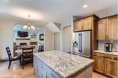 8326 SW Oak St, Portland, OR 97223 - Photo 9