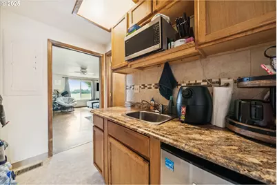 8949 S Gribble Rd, Canby, OR 97013 - Photo 21