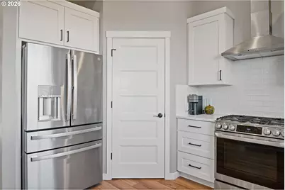 250 Red Rock Dr, Castle Rock, WA 98611 - Photo 9