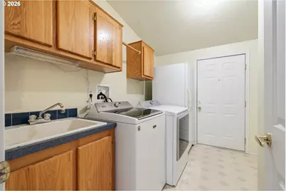 370 SE Anchor Ave, Depoe Bay, OR 97341 - Photo 35