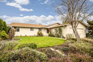 948 V St, Springfield, OR 97477 - Photo 37