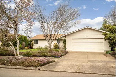 948 V St, Springfield, OR 97477 - Photo 3