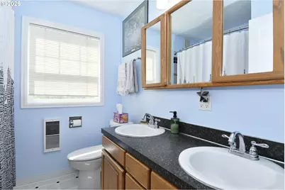 414 W 20th St, Vancouver, WA 98660 - Photo 15