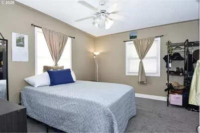 414 W 20th St, Vancouver, WA 98660 - Photo 13
