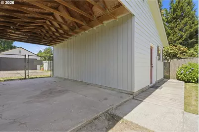 229 19th Ave, Longview, WA 98632 - Photo 33
