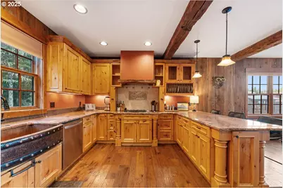 30930 E Tyrolean Dr, Government Camp, OR 97028 - Photo 17