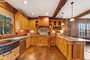 30930 E Tyrolean Dr, Government Camp, OR 97028 - Photo 17