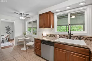 992 South End Rd, Oregon City, OR 97045 - Photo 11