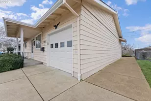 1760 Vanderbeck Ln, Woodburn, OR 97071 - Photo 15