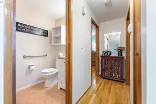 1760 Vanderbeck Ln, Woodburn, OR 97071 - Photo 9