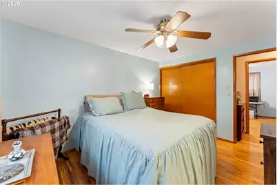 1760 Vanderbeck Ln, Woodburn, OR 97071 - Photo 11