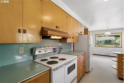 6939 SE Yamhill St, Portland, OR 97215 - Photo 19