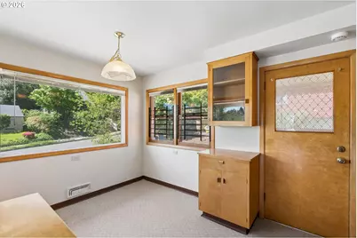 6939 SE Yamhill St, Portland, OR 97215 - Photo 13