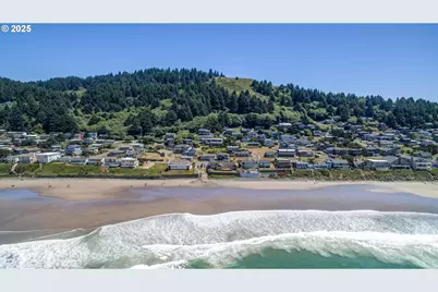 7228 NE Logan Rd, Lincoln City, OR 97367 - Photo 27