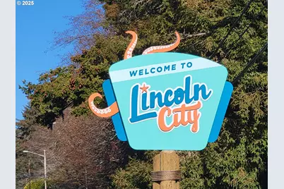 7228 NE Logan Rd, Lincoln City, OR 97367 - Photo 37