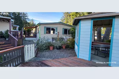 1765 Shorepines Dr, Coos Bay, OR 97420 - Photo 3