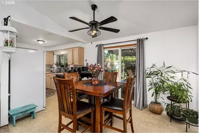 5706 NE 38th St, Vancouver, WA 98661 - Photo 9