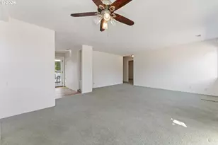 2360 NE Cleveland Ave, Gresham, OR 97030 - Photo 11