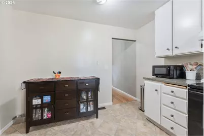 17660 NW Shorewood Dr, Beaverton, OR 97006 - Photo 5