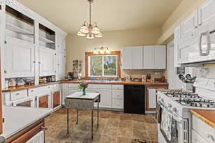 1150 W 8th St, Coquille, OR 97423 - Photo 19