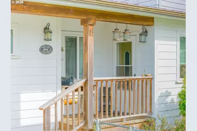 1150 W 8th St, Coquille, OR 97423 - Photo 5