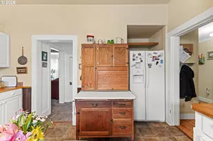 1150 W 8th St, Coquille, OR 97423 - Photo 17