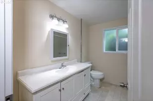 1090 Denise St SE, Salem, OR 97302 - Photo 13