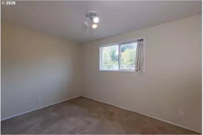 1090 Denise St SE, Salem, OR 97302 - Photo 9