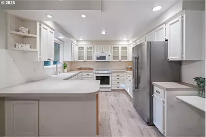 1311 NW Chikeric St, Vancouver, WA 98665 - Photo 11