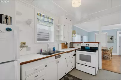 552 Highway 101, Rockaway Beach, OR 97136 - Photo 5