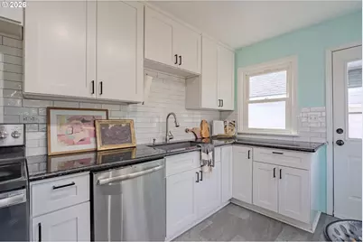 3802 C St, Washougal, WA 98671 - Photo 9