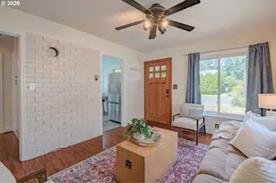 3802 C St, Washougal, WA 98671 - Photo 5