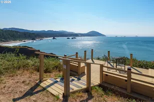 409 Jackson St, Port Orford, OR 97465 - Photo 11