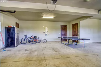 15905 SW Wooden Trestle Ct, Powell Butte, OR 97753 - Photo 19