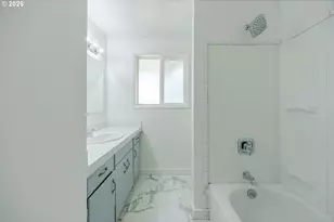 829 Rossmore St, Eugene, OR 97404 - Photo 25