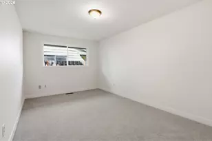 17210 NW Lonerock Ln, Beaverton, OR 97006 - Photo 31