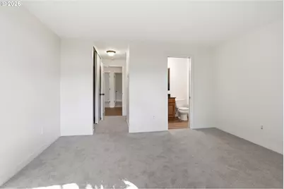 17210 NW Lonerock Ln, Beaverton, OR 97006 - Photo 23