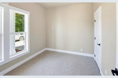 238 Oak St, Florence, OR 97439 - Photo 15