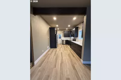 238 Oak St, Florence, OR 97439 - Photo 3