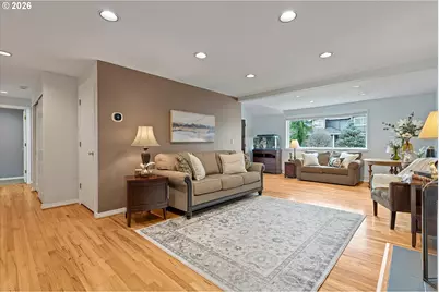 10540 SW Errol St, Tigard, OR 97223 - Photo 7