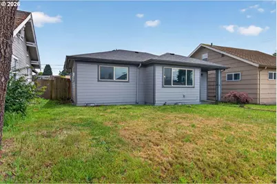 306 23rd Ave, Longview, WA 98632 - Photo 3