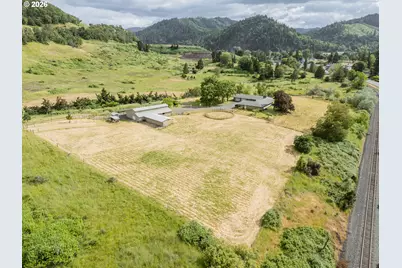 9114 Old Highway 99 S, Dillard, OR 97432 - Photo 47