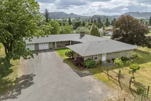 9114 Old Hwy 99 S, Dillard, OR 97432 - Photo 1