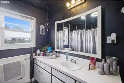 21095 Savage Rd, Sheridan, OR 97378 - Photo 19