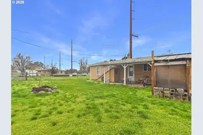 82045 Lind Rd, Umatilla, OR 97882 - Photo 15