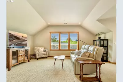 2372 N Fork Rd, Seaside, OR 97138 - Photo 31