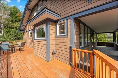 8005 SW 46th Ave, Portland, OR 97219 - Photo 5