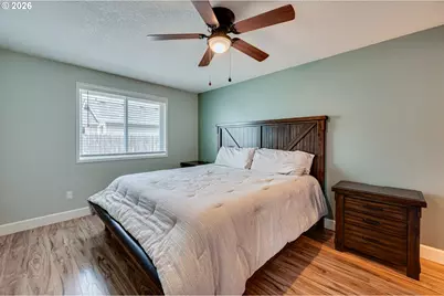 513 SE 10th St, Battle Ground, WA 98604 - Photo 9