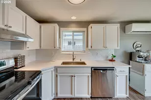 513 SE 10th St, Battle Ground, WA 98604 - Photo 7